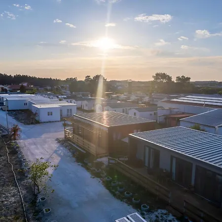 Casa de Férias Charming In With Shared Pool *